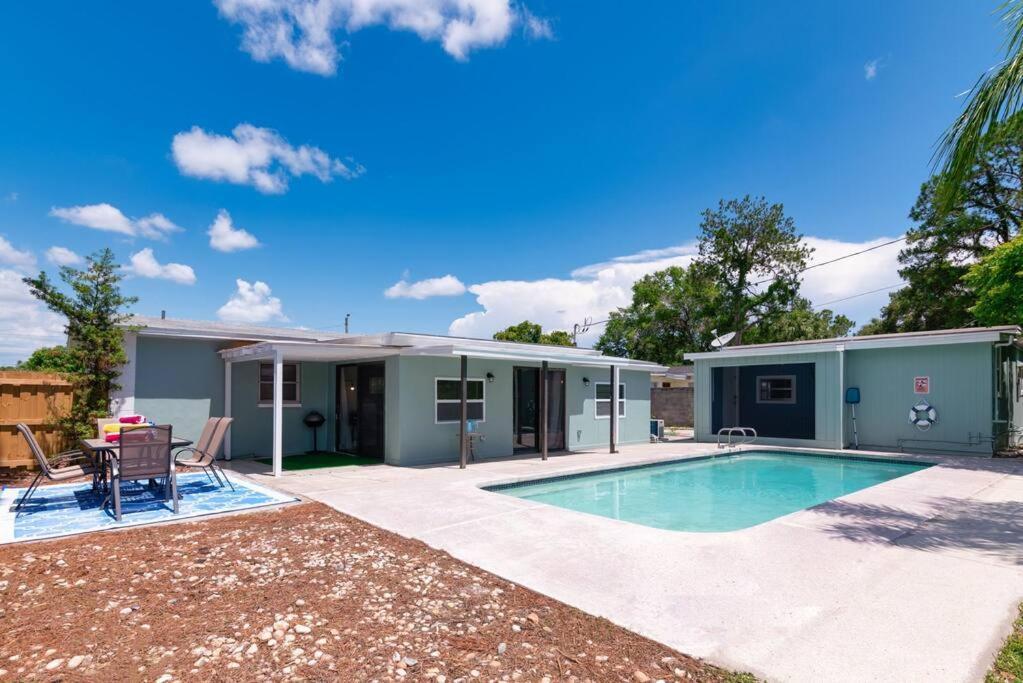 Relaxing Pool Home For Family Getaway Close To Tampa Zoo, Busch Gardens, Restaurants And Shopping! Buitenkant foto