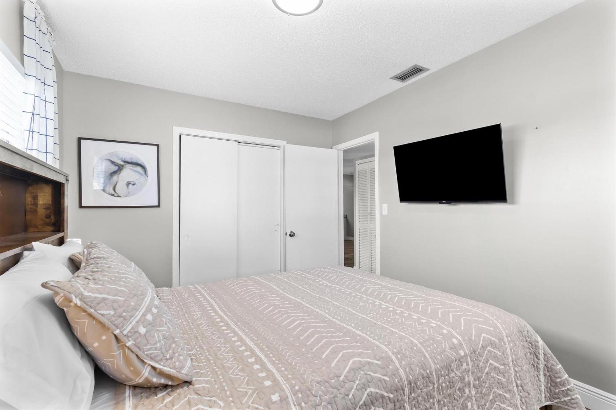 Relaxing Pool Home For Family Getaway Close To Tampa Zoo, Busch Gardens, Restaurants And Shopping! Buitenkant foto